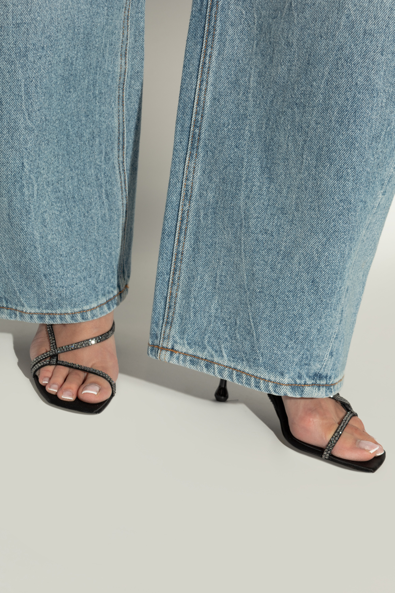シューズ・サンダルその他 JIMMY CHOO Woman Heeled sandals Black ETANA80WCH BLACK/SMOKE Jimmy Choo Black Etana 80 Heeled Sandals - Shoes - BeyondStyle